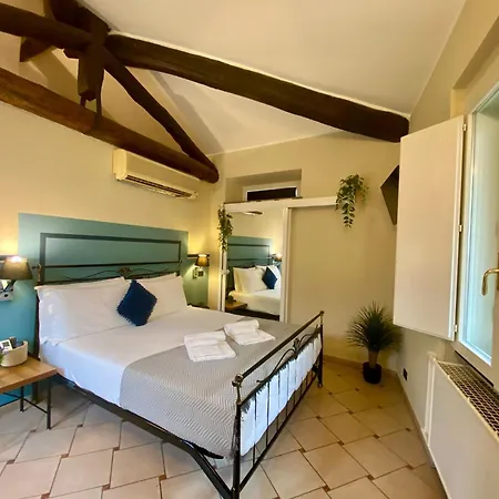 Hotel The Convo