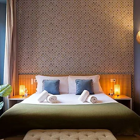 Hotel The Convo Como