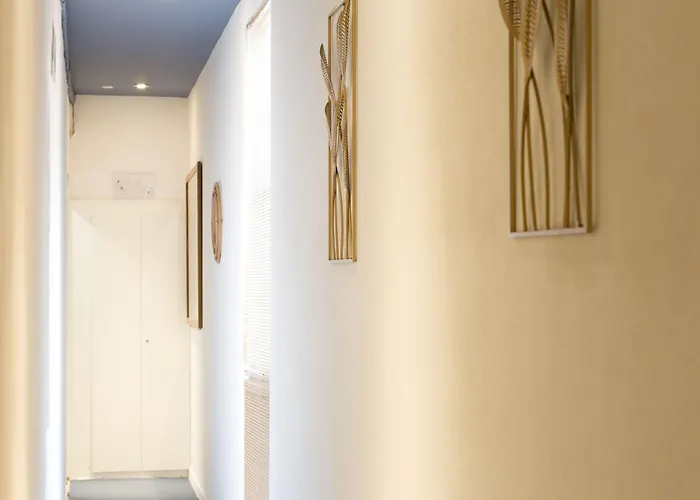 Отель The Convo