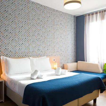 Hotel The Convo 3*