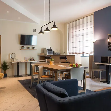 The Convo מלון קומו