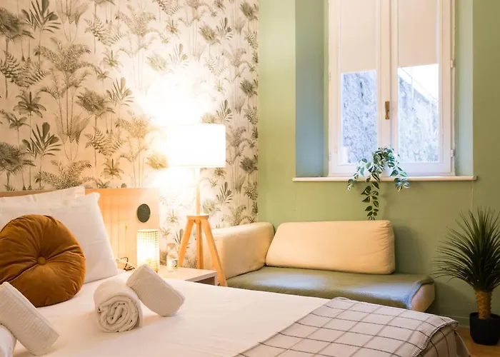 מלון The Convo 3*